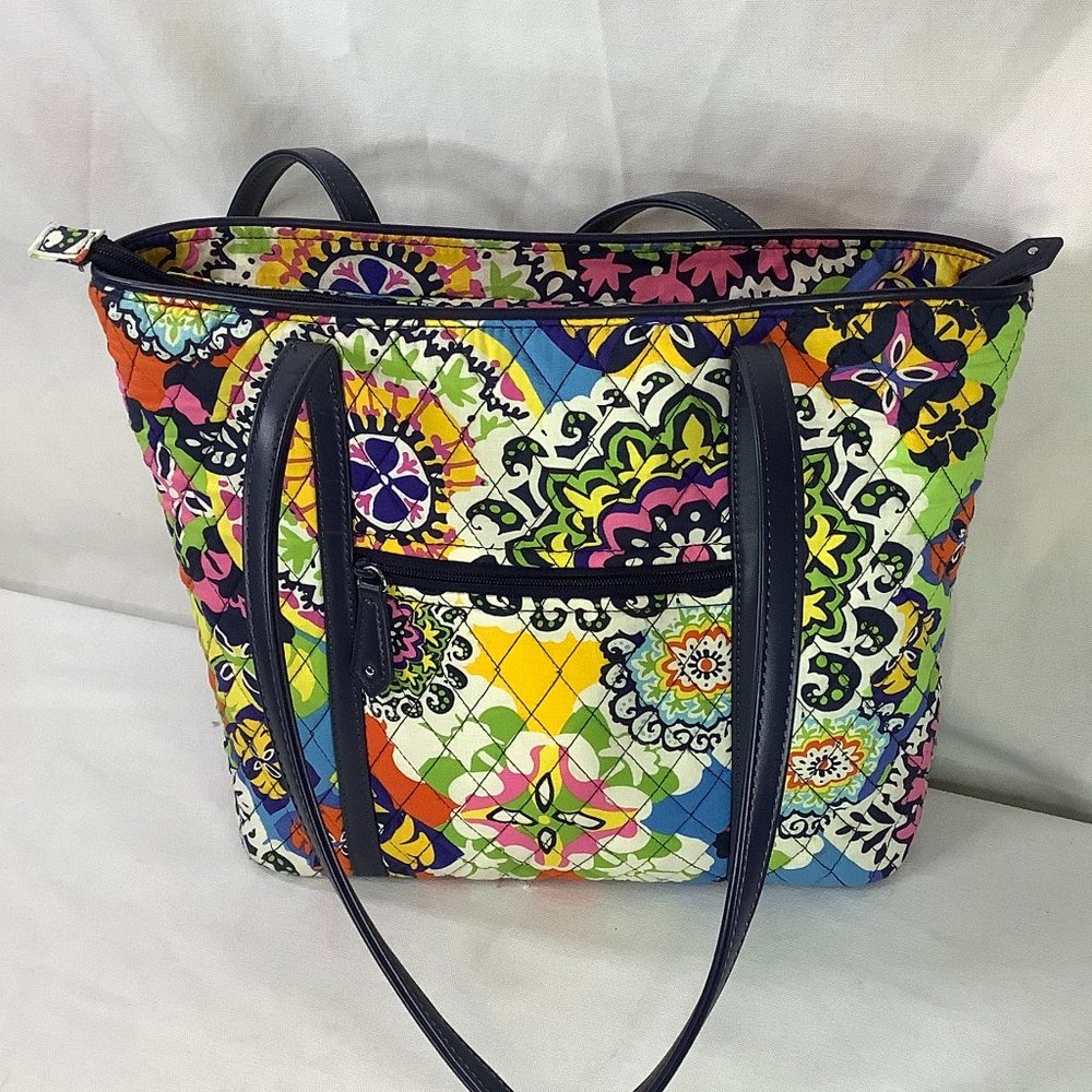 Vera Bradley Small Vera Tote in Rio